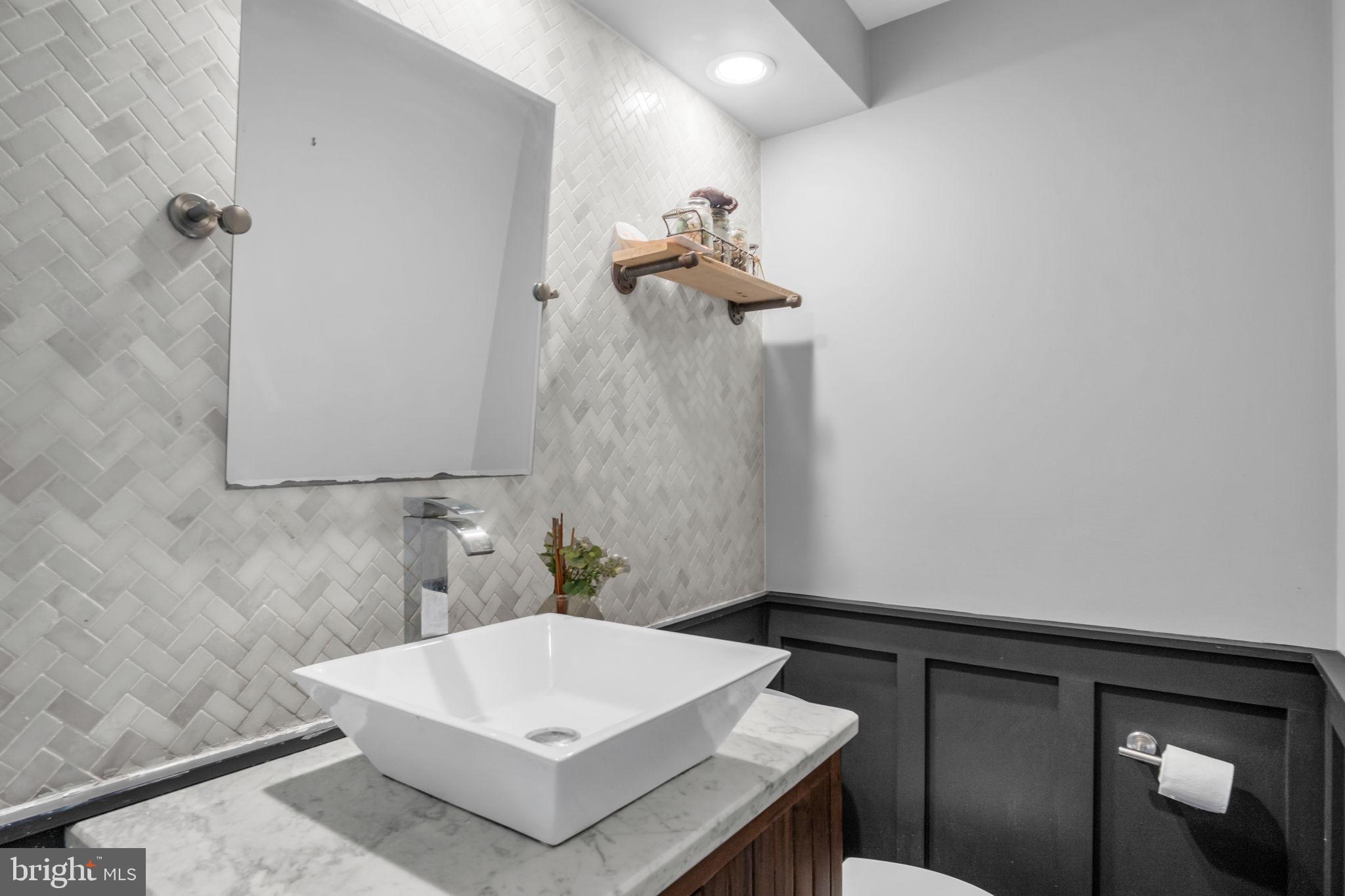 115 Suffolk Road Harrisburg, PA 17112 - Photo 7 of 37