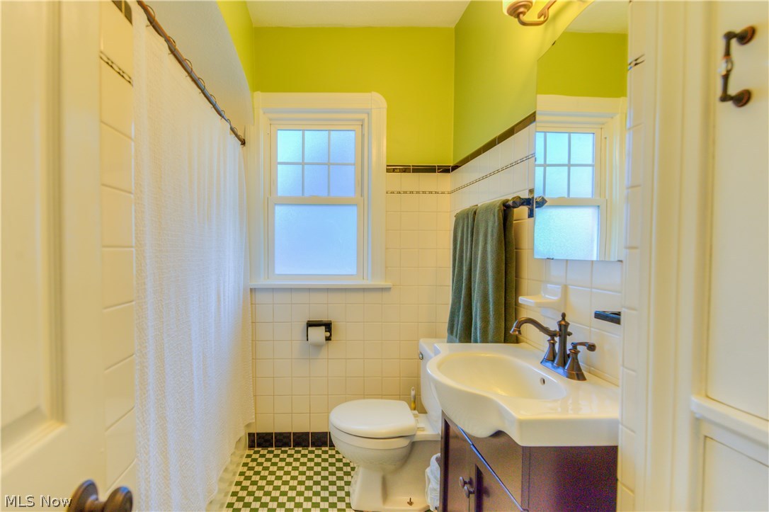 12620 North Road Cleveland, OH 44111 - Photo 20 of 27 Gallery Image 20