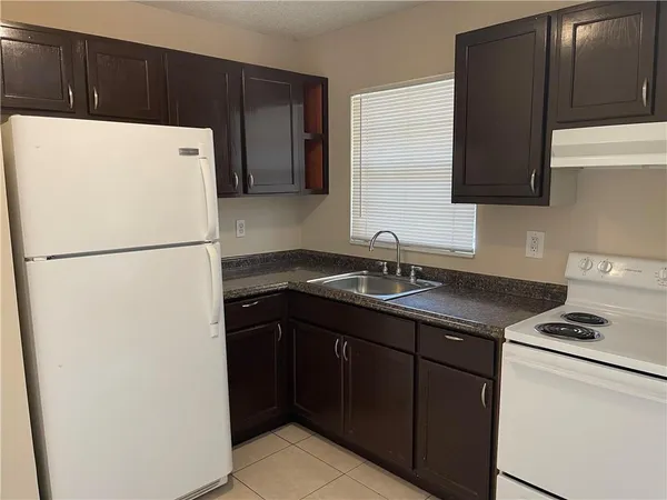 $1,700 | 5174 Northeast 6th Avenue, Unit 514, Oakland Park, FL 33334