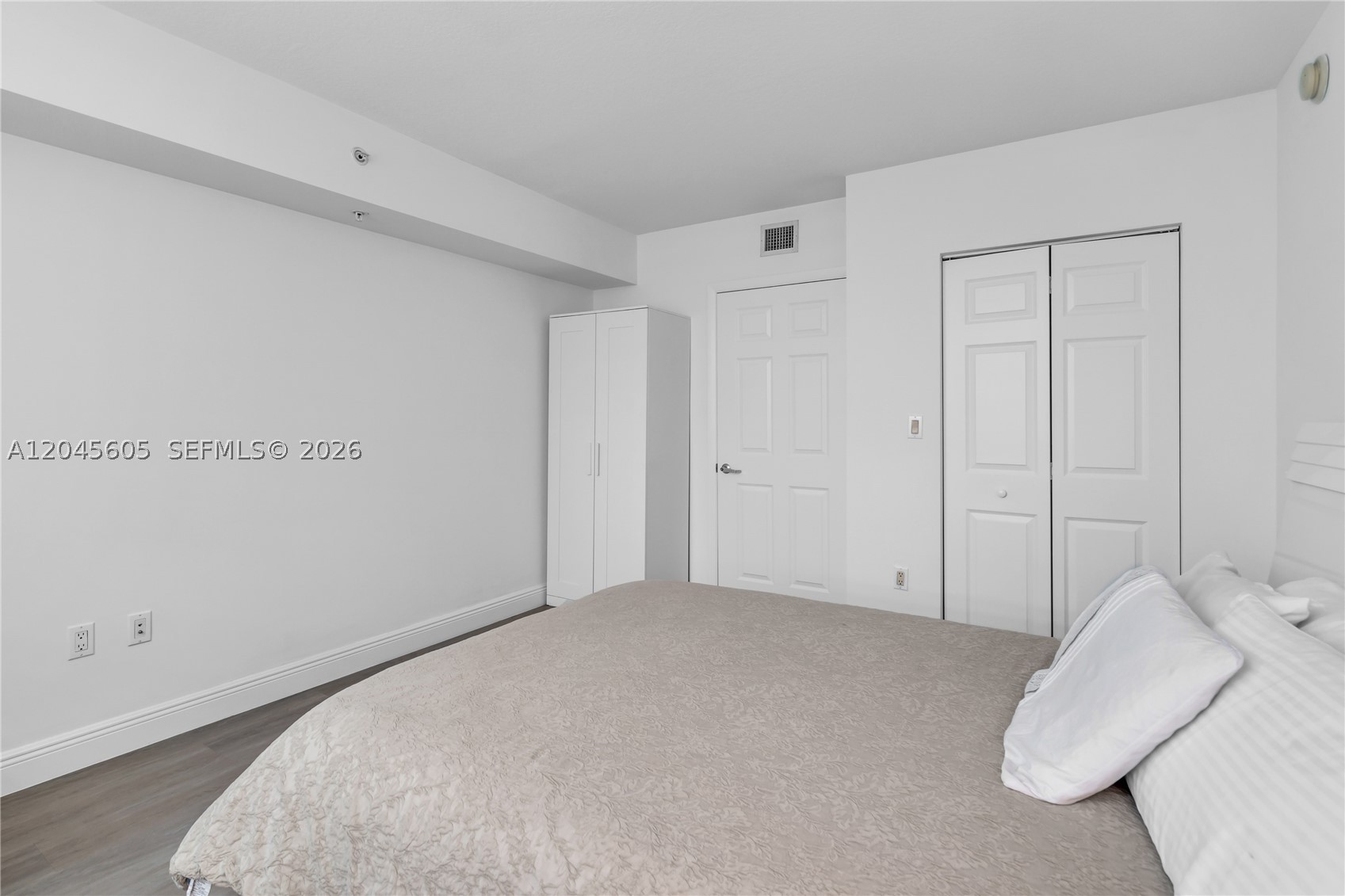 3232 Southwest 22nd Street, Unit 804 Miami, FL 33145 - Photo 21 of 32 Gallery Image 21