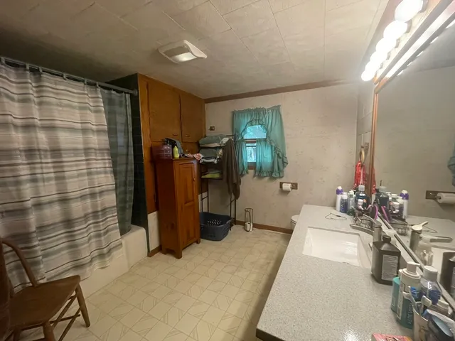 $475,000 | 14254 Barber Greene Road, Sycamore, IL 60178