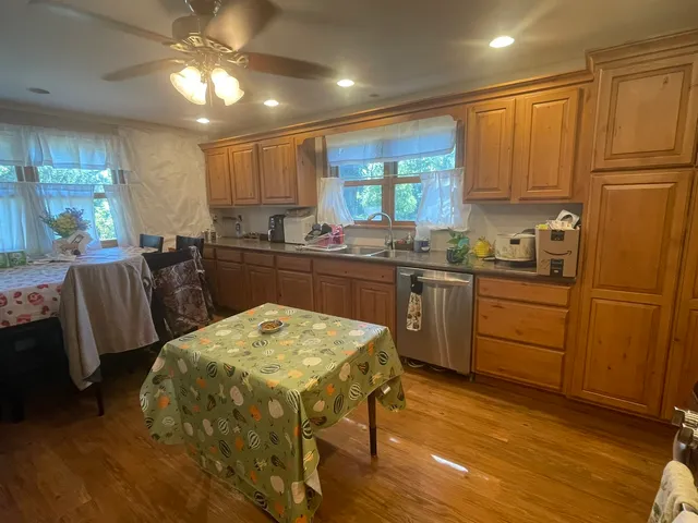 $475,000 | 14254 Barber Greene Road, Sycamore, IL 60178