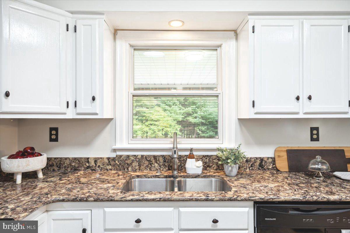 5163 Perry Road Mount Airy, MD 21771 - Photo 10 of 40 View of nature from the kitchen sink
