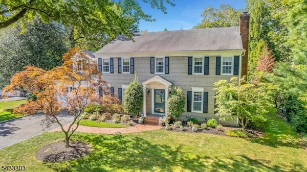 $2,059,000 | 10 Fairview Avenue, Summit, NJ 07901