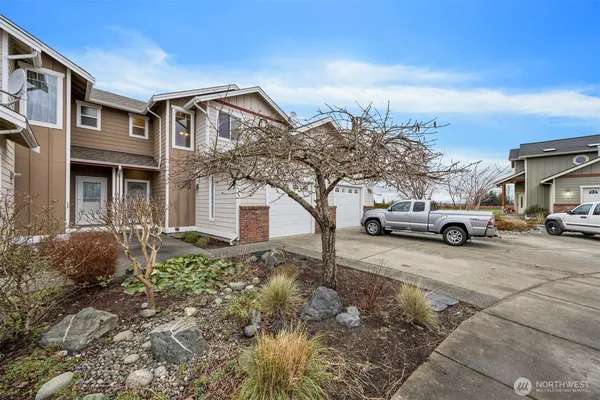 $355,000 | 107 Thendara Park Drive, Unit C, Everson, WA 98247