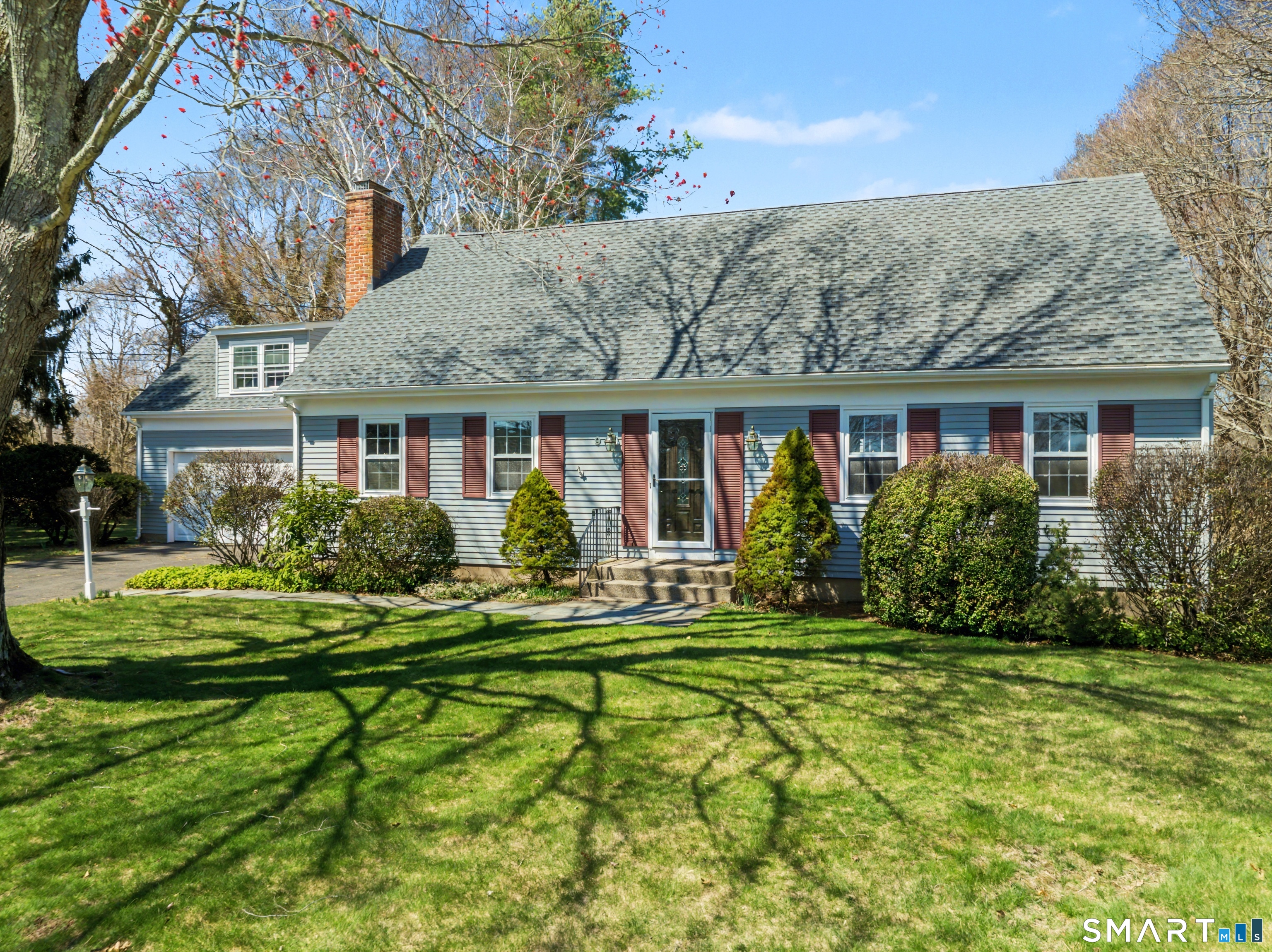 9 Sparrow Bush Lane Guilford, CT 06437 - Photo 1 of 38
