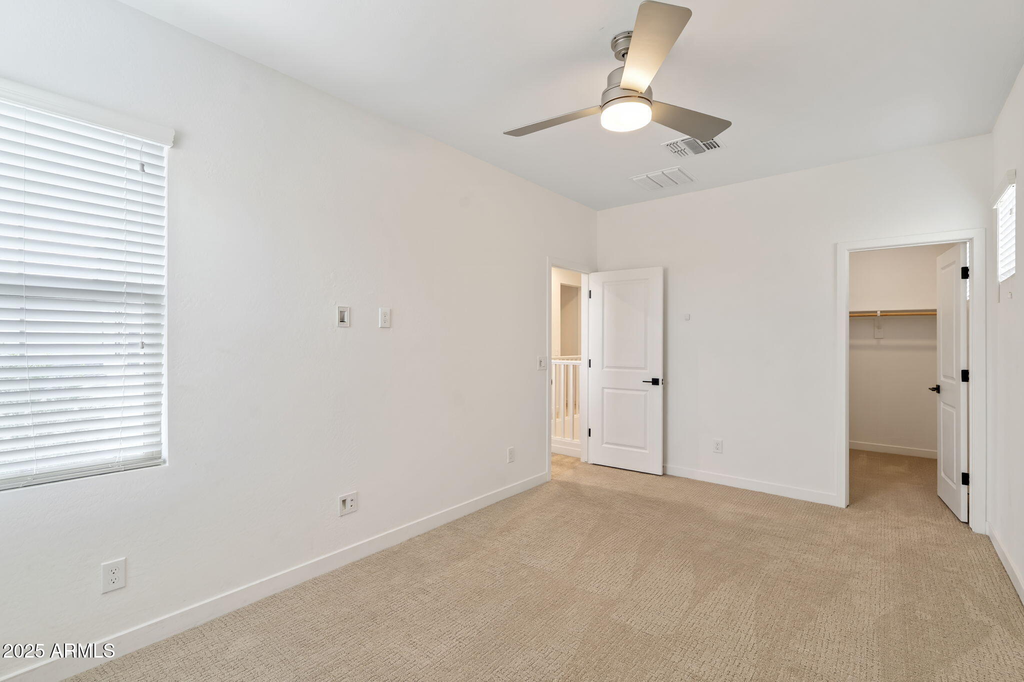 6428 North 17th Place Phoenix, AZ 85016 - Photo 45 of 48 a view of an empty room with a window