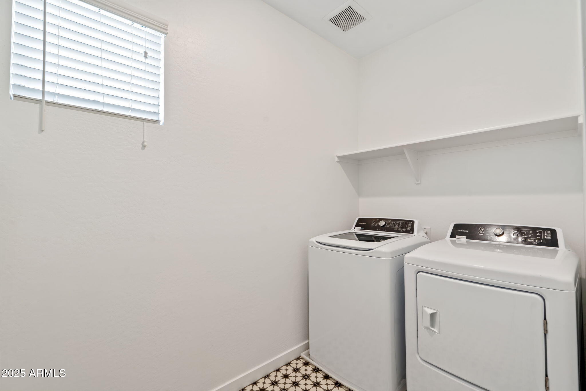 6428 North 17th Place Phoenix, AZ 85016 - Photo 48 of 48 a utility room with dryer and washer