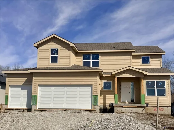 $520,000 | 20727 Emerald Street, Spring Hill, KS 66083
