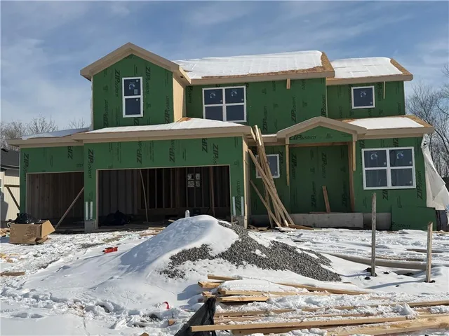 $520,000 | 20727 Emerald Street, Spring Hill, KS 66083