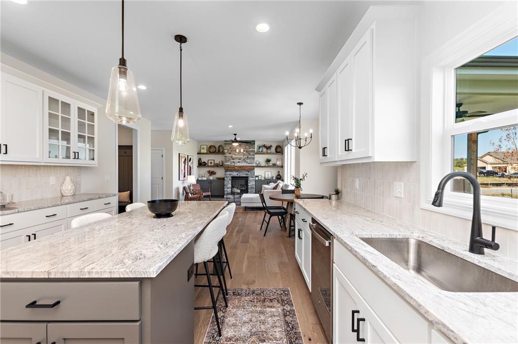 20727 Emerald Street Spring Hill, KS 66083 - Photo 10 of 40