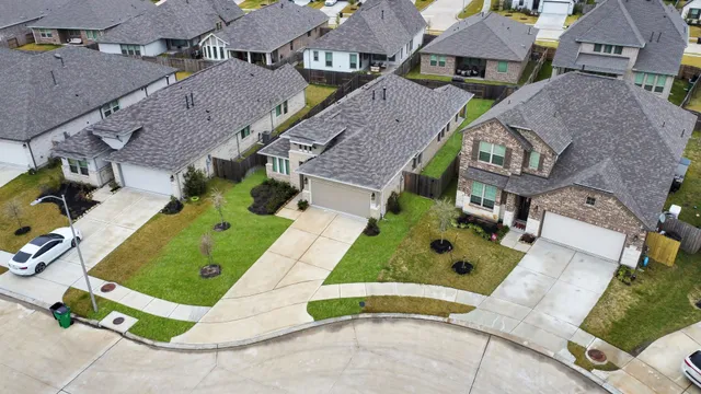 $2,495 | 31619 Madrone Berry Court, Spring, TX 77386