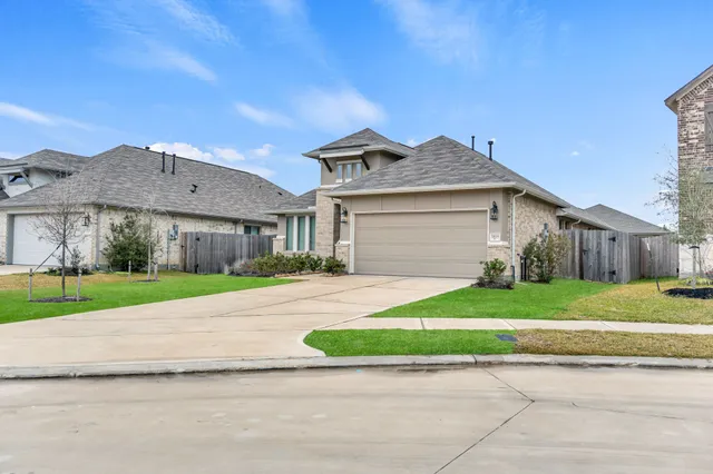 $2,495 | 31619 Madrone Berry Court, Spring, TX 77386