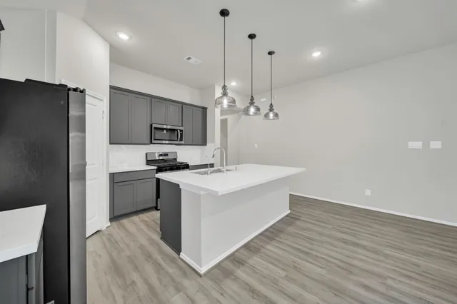 $2,495 | 31619 Madrone Berry Court, Spring, TX 77386