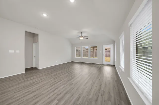 $2,495 | 31619 Madrone Berry Court, Spring, TX 77386