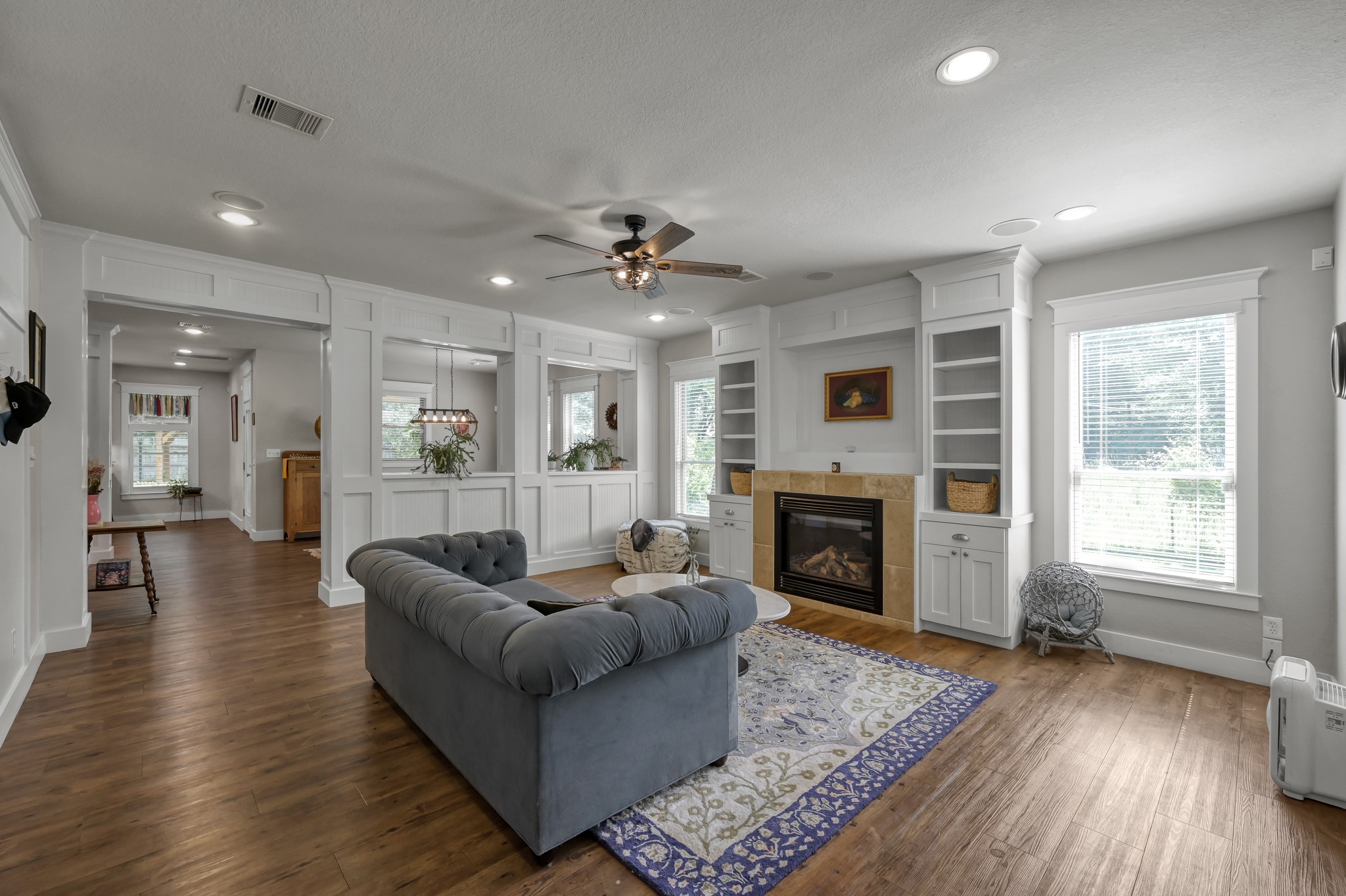 1615 Melissa Drive Spring, TX 77386 - Photo 4 of 40 Living Room