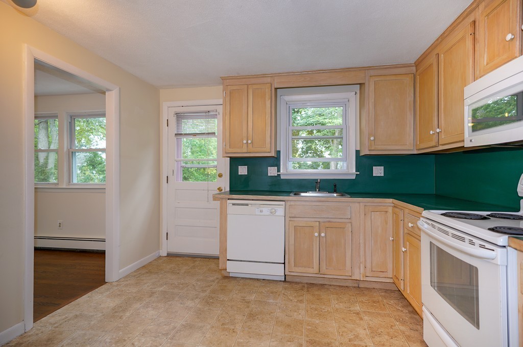 68 Oak Road Canton, MA 02021 - Photo 6 of 17 Gallery Image 6