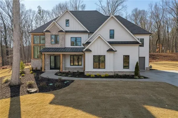 $1,049,900 | 100 Gleneagles Way, Pendergrass, GA 30567