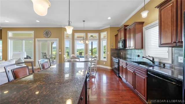 $785,000 | 402 Payne Stewart Court, Lake Ozark, MO 65049