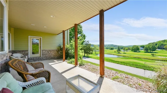 $785,000 | 402 Payne Stewart Court, Lake Ozark, MO 65049