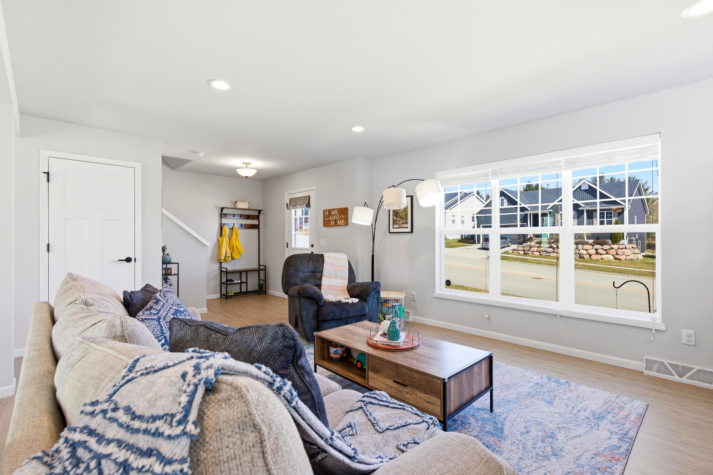 712 Sugar Maple Lane Verona, WI 53593 - Photo 9 of 52