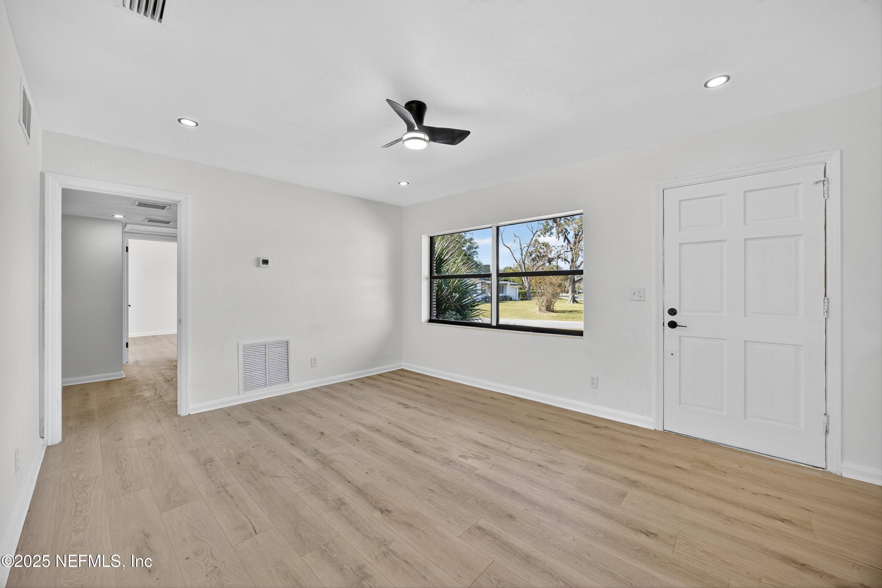 1824 Rugby Road Jacksonville, FL 32208 - Photo 4 of 30 Waterproof Laminate