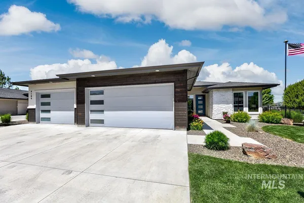 $860,000 | 4184 East Divide Pass Street, Meridian, ID 83642
