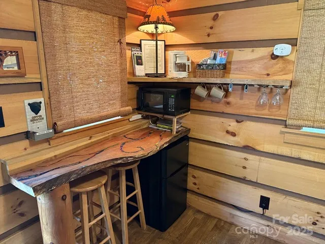 a view of walk in closet