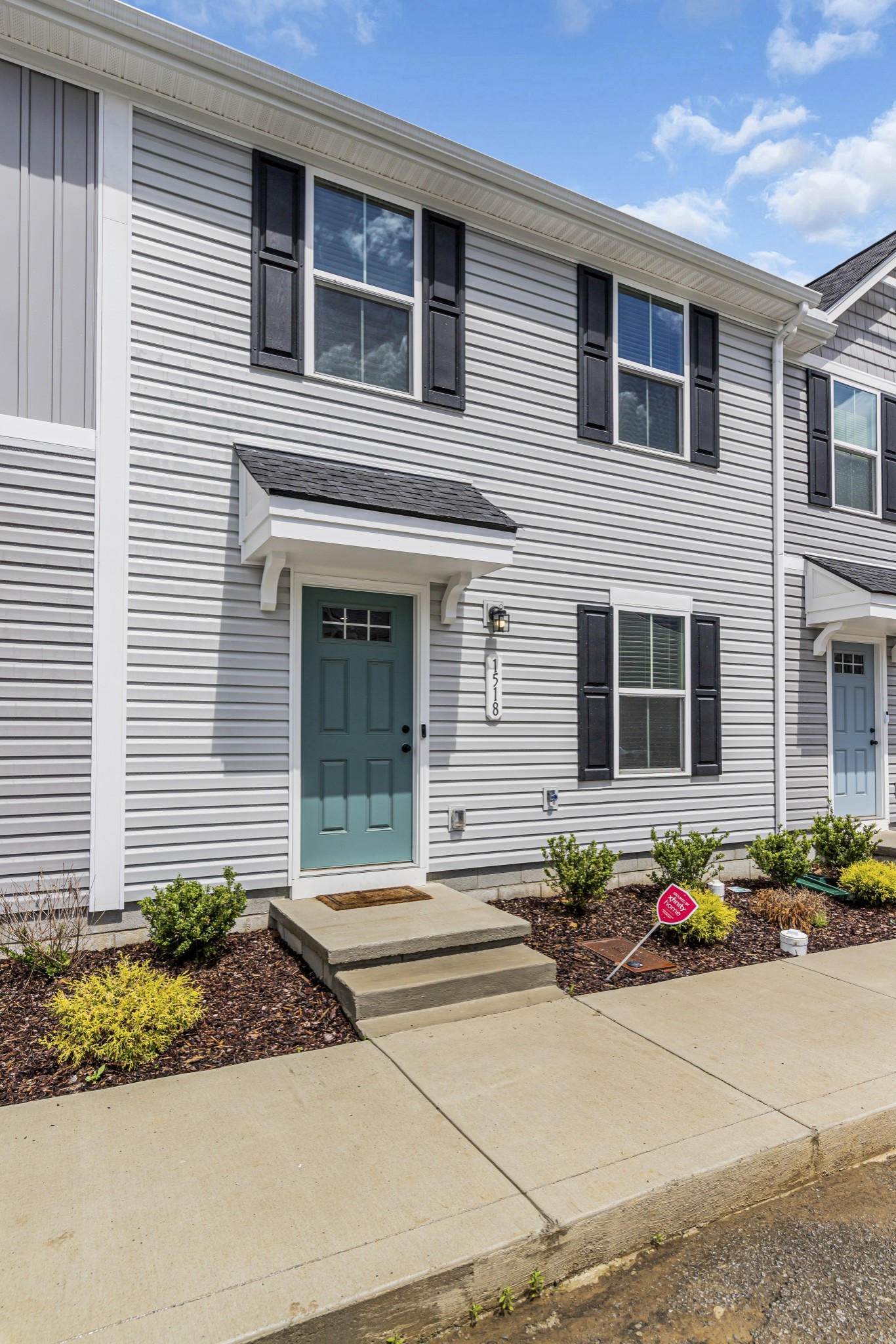 1518 Smoketree Road Antioch, TN 37013 - Photo 2 of 37