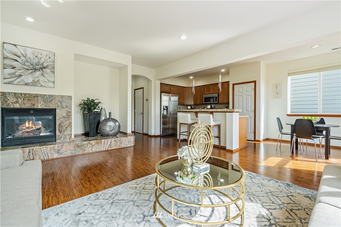 23010 42nd Drive Southeast Bothell, WA 98021 - Photo 2 of 36