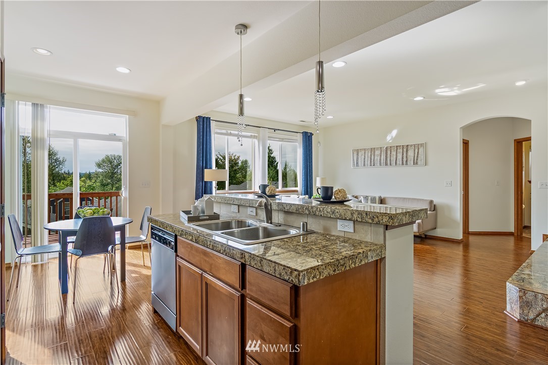 23010 42nd Drive Southeast Bothell, WA 98021 - Photo 11 of 36