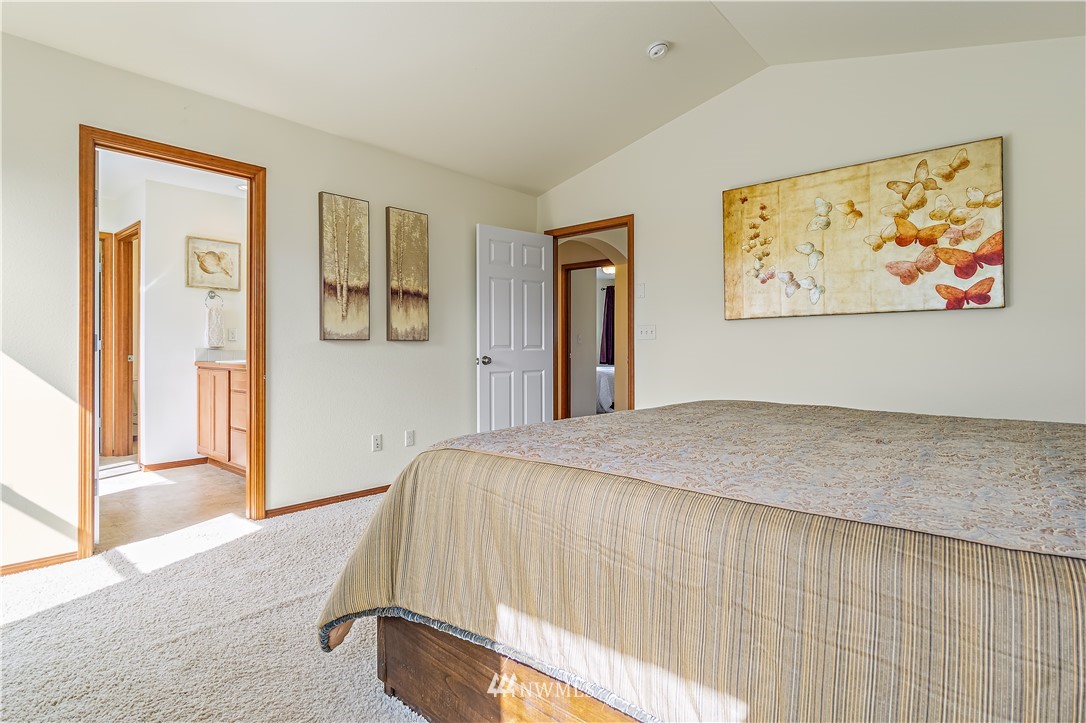 23010 42nd Drive Southeast Bothell, WA 98021 - Photo 27 of 36