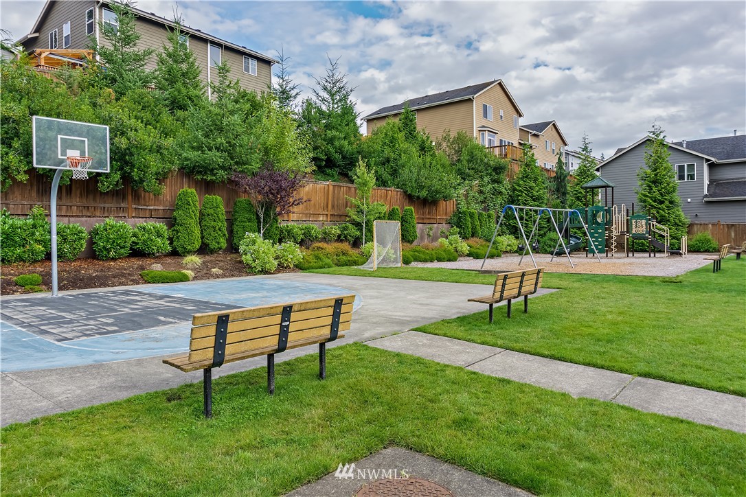 23010 42nd Drive Southeast Bothell, WA 98021 - Photo 33 of 36