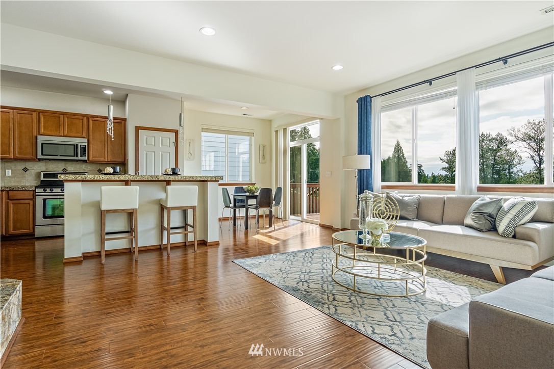 23010 42nd Drive Southeast Bothell, WA 98021 - Photo 5 of 36
