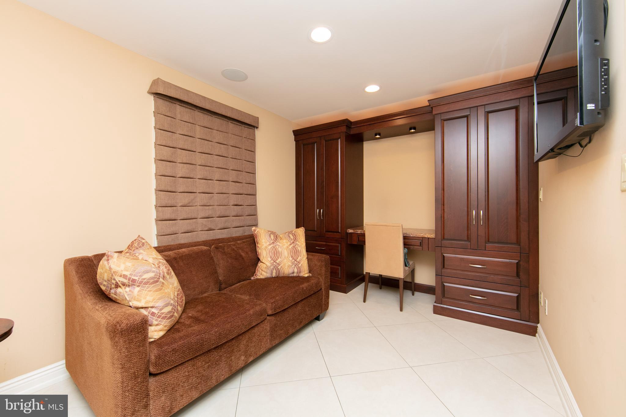 21 Callison Lane Voorhees, NJ 08043 - Photo 20 of 63