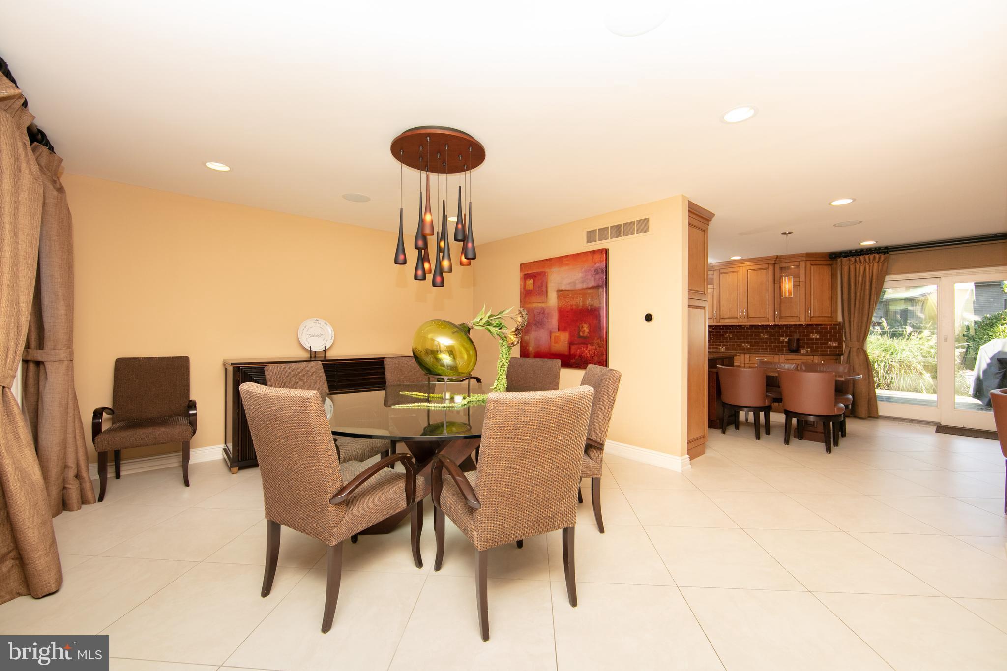 21 Callison Lane Voorhees, NJ 08043 - Photo 7 of 63