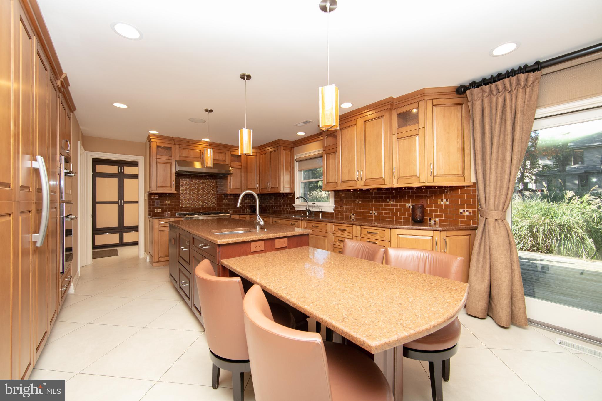 21 Callison Lane Voorhees, NJ 08043 - Photo 10 of 63