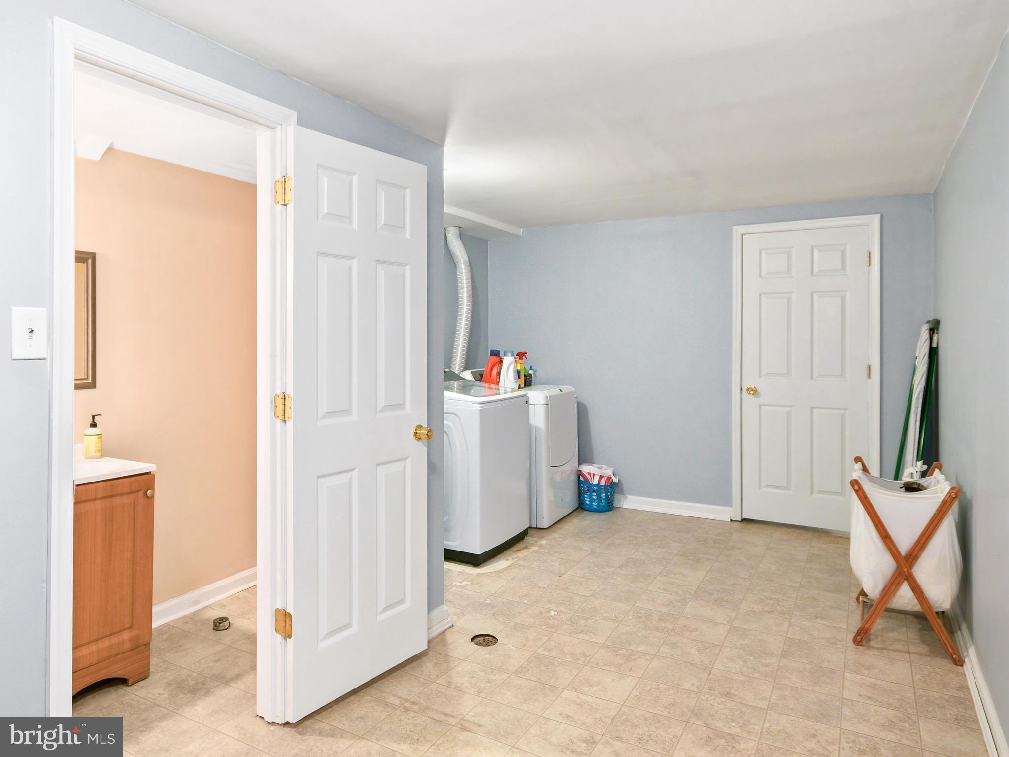 438 Barnes Avenue Westminster, MD 21157 - Photo 46 of 60