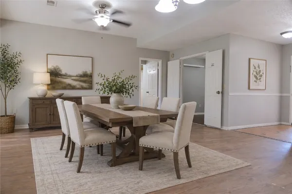 $2,200 | 7507 Sunny Oaks Way, Houston, TX 77095