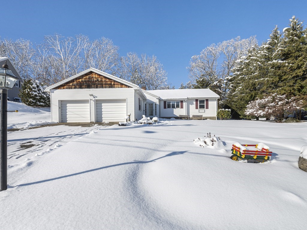 15 Rutledge Terrace Waltham, MA 02452 - Photo 2 of 39 Gallery Image 2