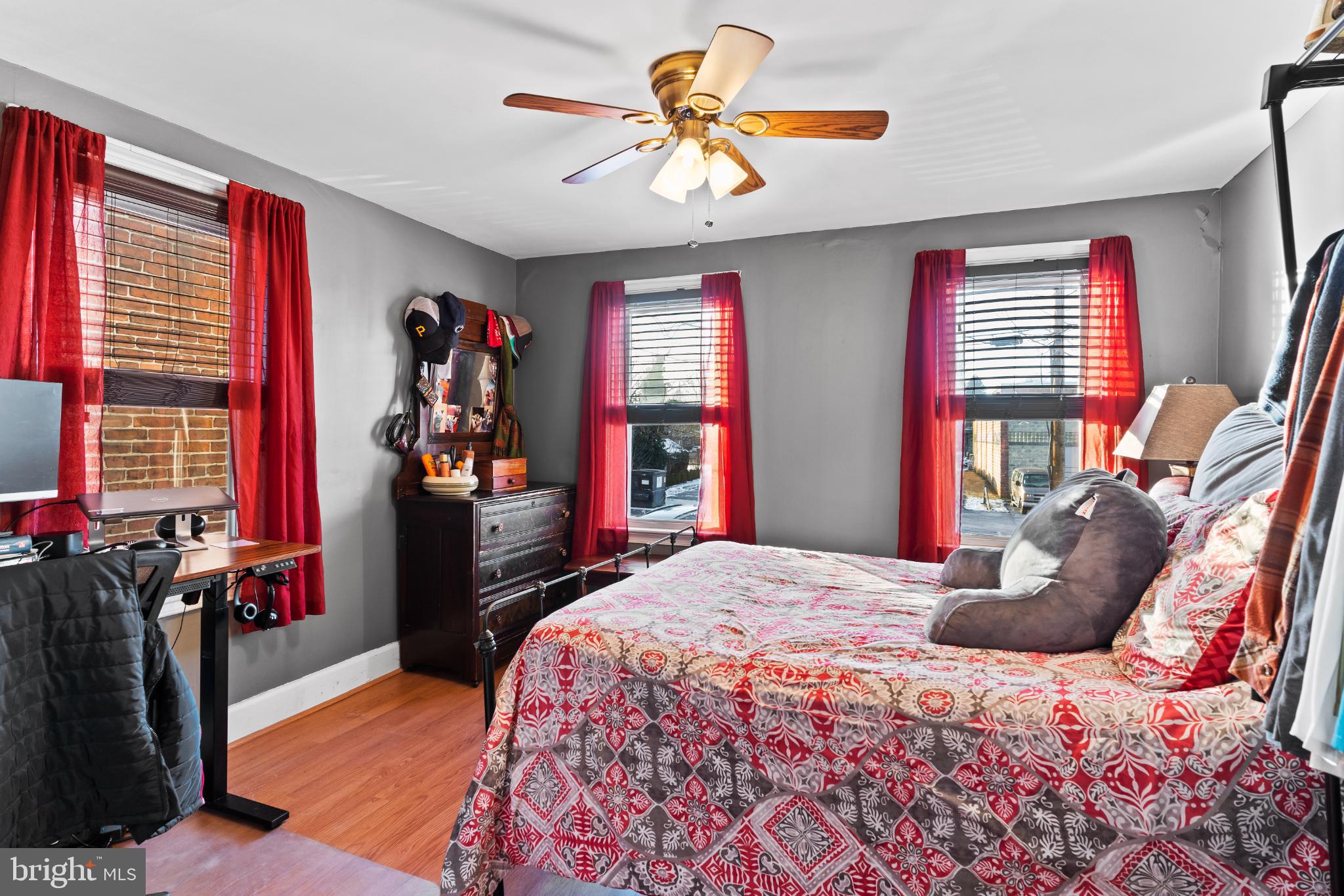 417 Arch Street Carlisle, PA 17013 - Photo 15 of 28 Front main bedroom
