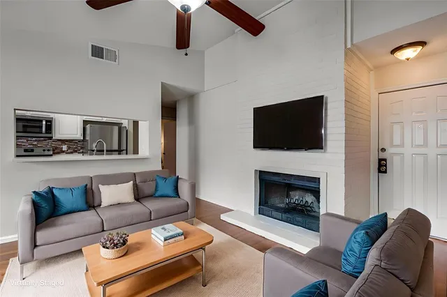 $186,000 | 1301 Memory Lane, Unit 4920, Arlington, TX 76011