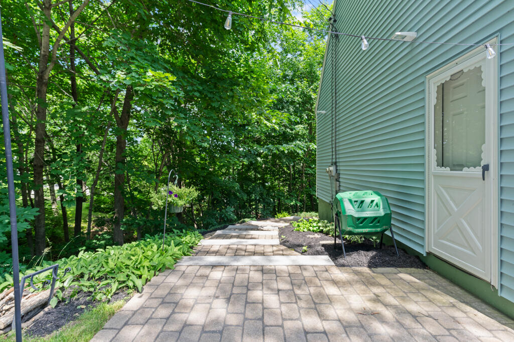 70 Lugrin Street Westbrook, ME 04092 - Photo 33 of 38 DSC07568