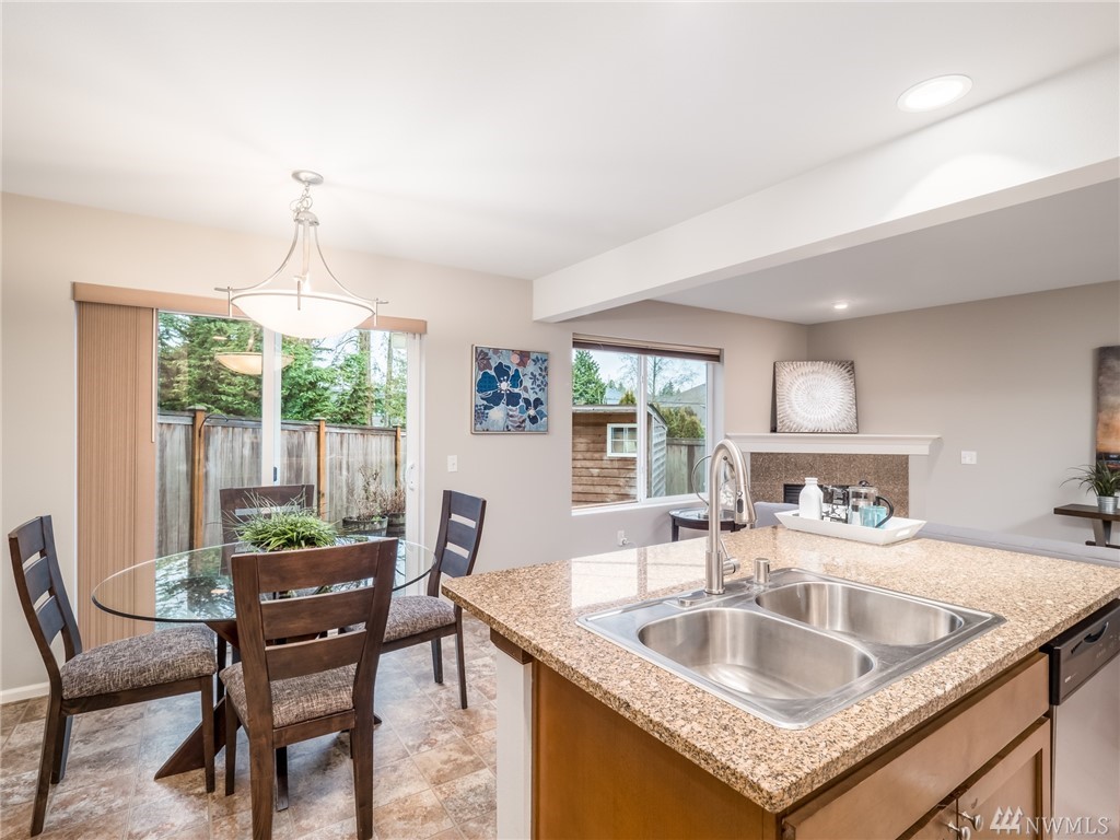 30 194th Street Southwest Bothell, WA 98012 - Photo 5 of 15