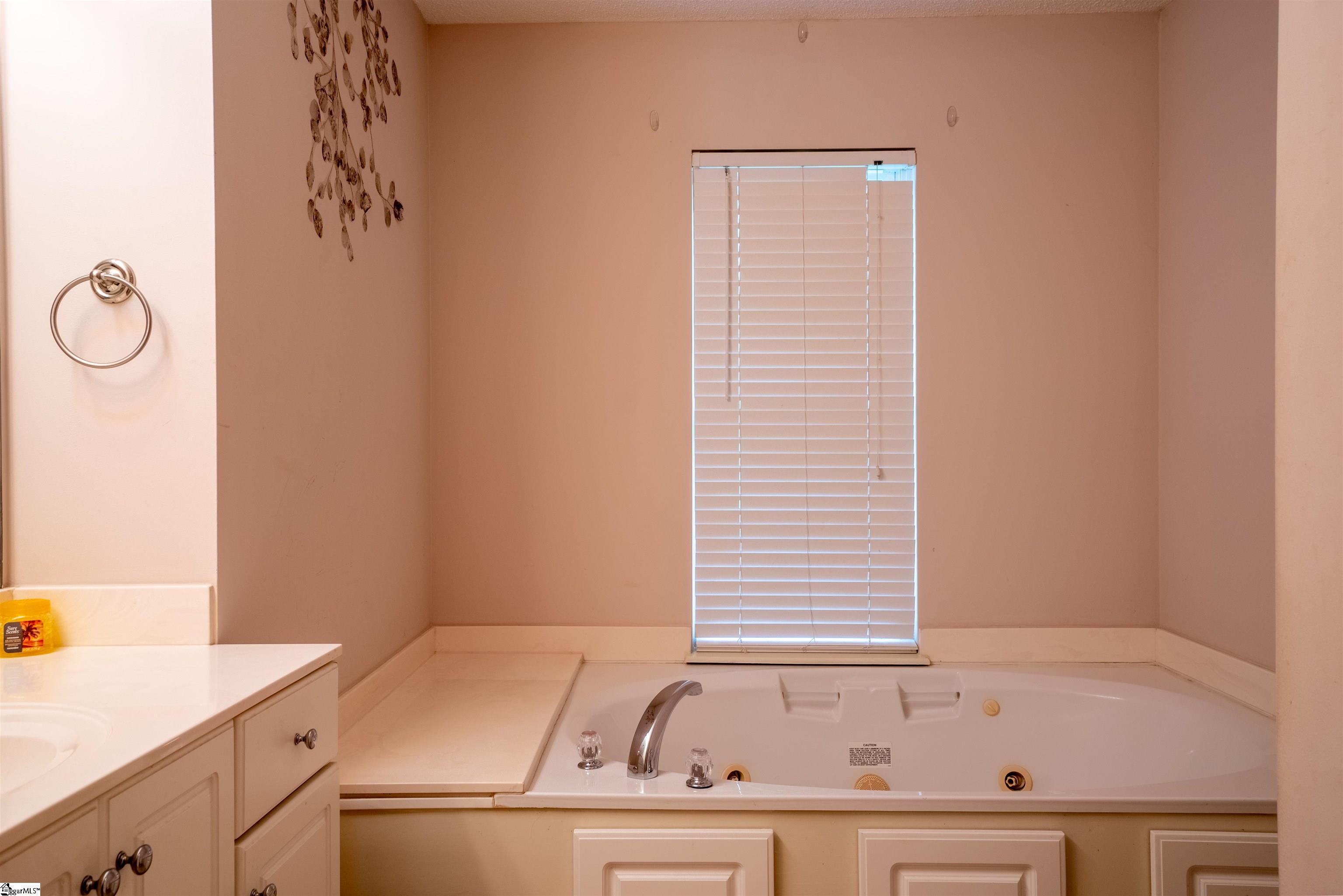 358 Hood Road Easley, SC 29640 - Photo 12 of 22