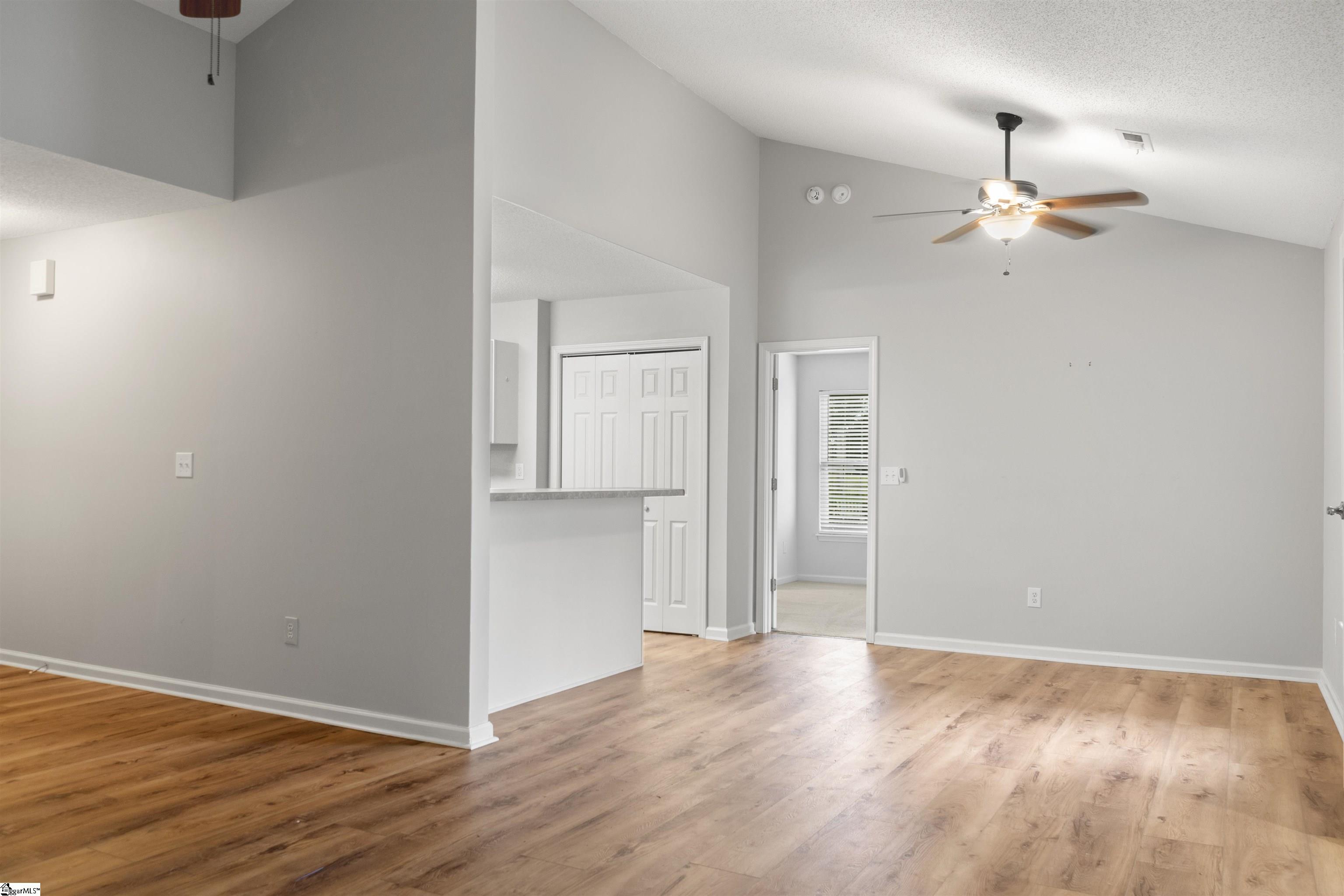 358 Hood Road Easley, SC 29640 - Photo 3 of 22