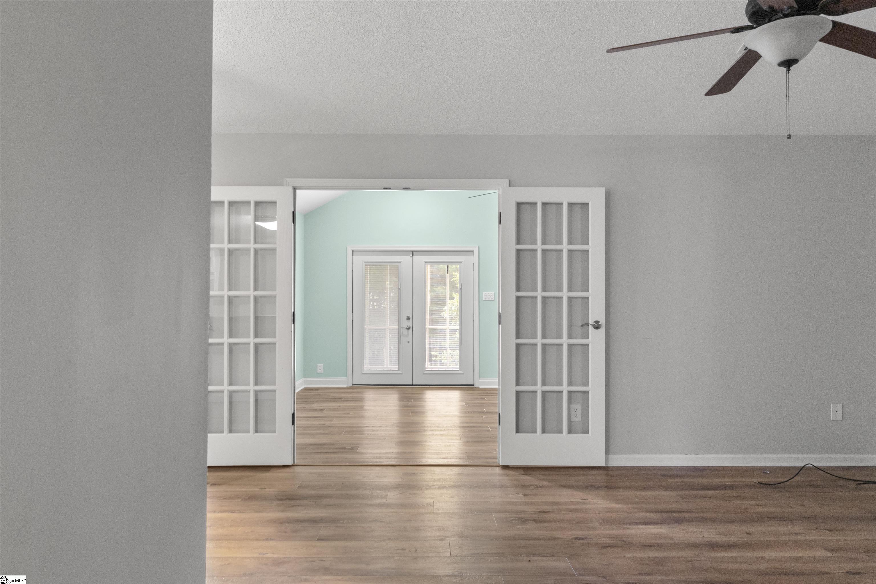 358 Hood Road Easley, SC 29640 - Photo 5 of 22