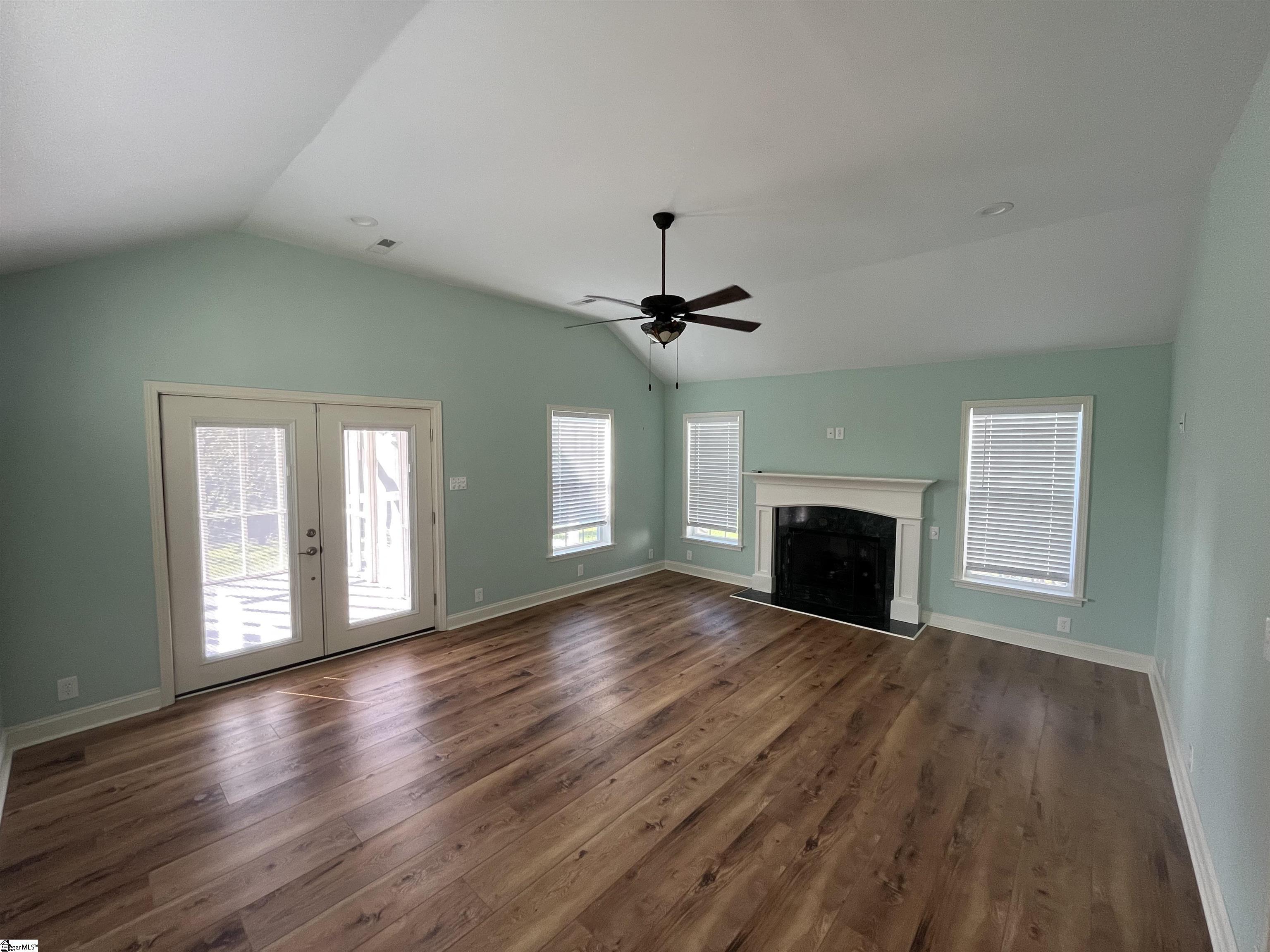 358 Hood Road Easley, SC 29640 - Photo 6 of 22