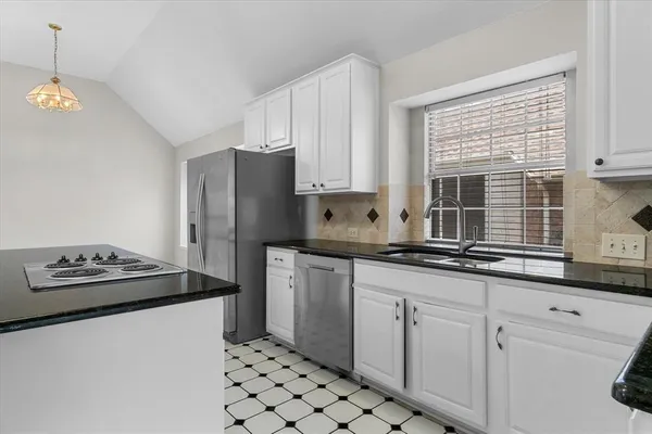 $3,400 | 1513 Endicott Drive, Plano, TX 75025