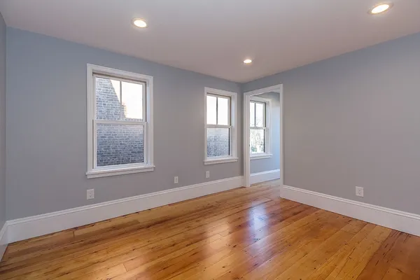 $6,250 | 150-152 Huron Avenue, Unit 152, Cambridge, MA 02138